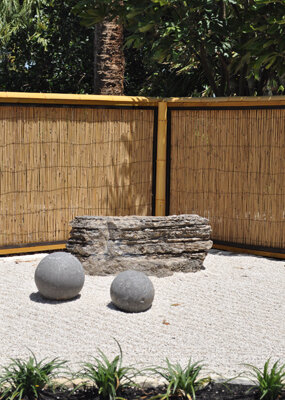 Things are kept deliberately simple, to inspire a feeling of peace and tranquility.    Photo by Tom Hewitt